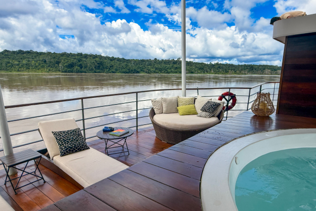 Zafiro Sonnendeck Amazonas Kreuzfahrt